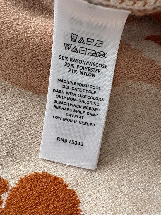 CYNTHIA ROWLEY sweater - Picture 5 of 8